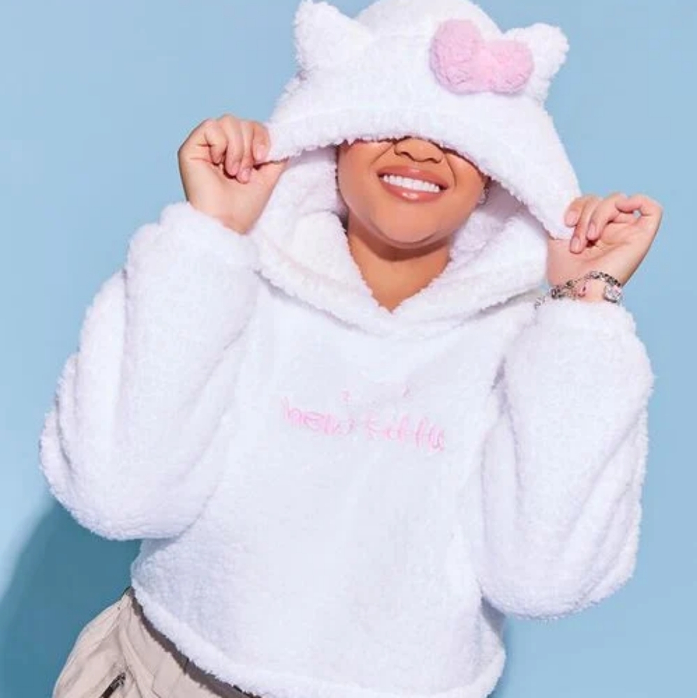 Hello Kitty x Forever 21 Plus Size Faux Shearling Hello Kitty Hoodie